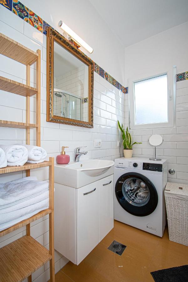 Apartment Nikola Kaštel Novi Esterno foto