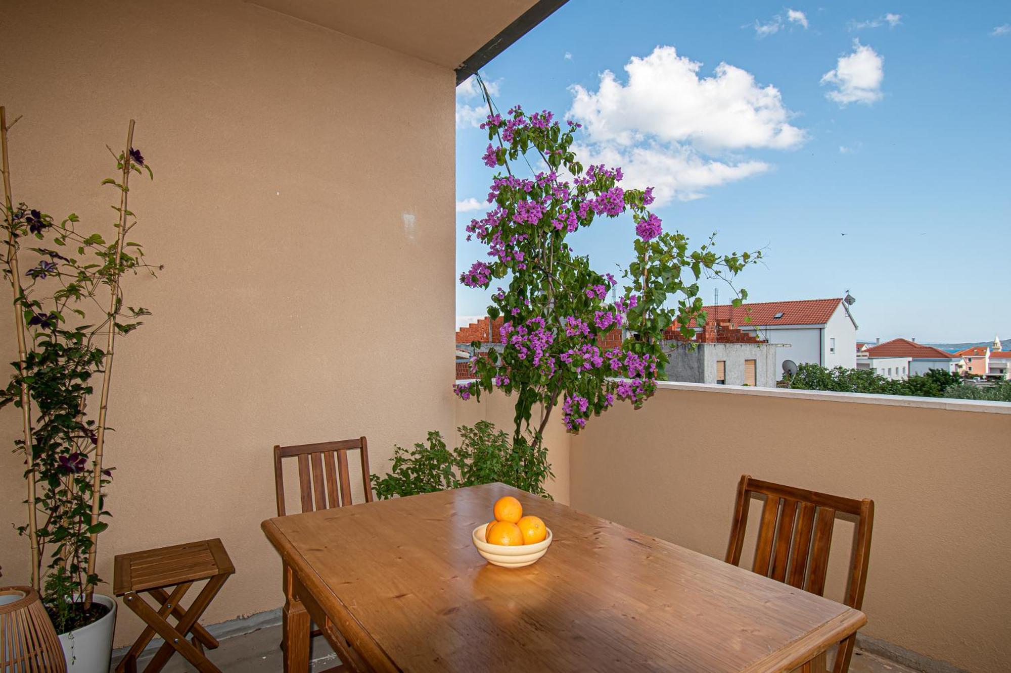 Apartment Nikola Kaštel Novi Esterno foto